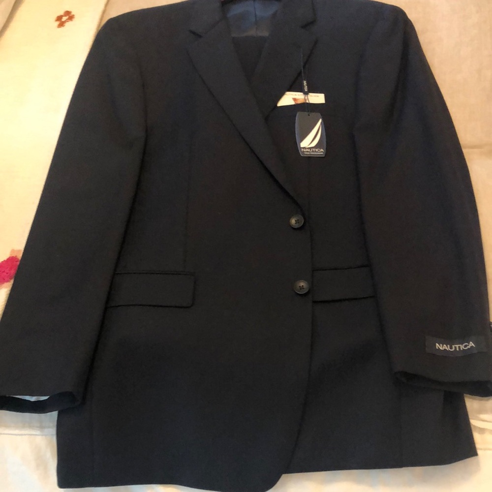 NWT Nautica Men’s Suit (Navy)